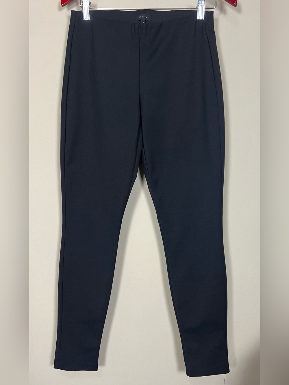 Theory Black Stretch Pull-On Slim Ankle Pants Size 8